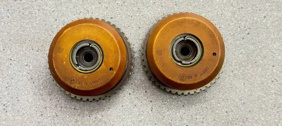 BMW M6 Camshaft pulley/ VANOS 7600086 11367600086