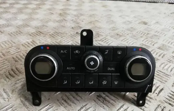 Nissan Qashqai Climate control unit 27500BR45D C0823