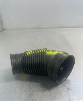 Audi A6 S6 C6 4F Air intake hose/pipe 4F0129615L