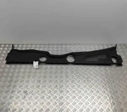 Porsche Macan (95B) Wiper trim 95B819447F