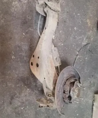 Nissan X-Trail T31 Rear wheel hub spindle/knuckle 