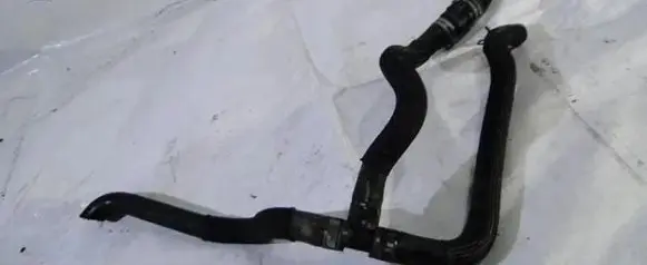 Chevrolet Captiva Engine coolant pipe/hose