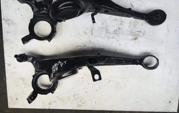 Toyota RAV 4 (XA10) Front control arm 14710AA741