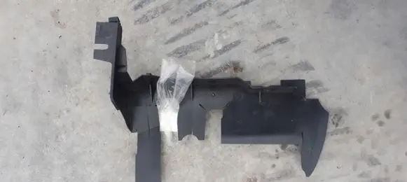 Skoda Octavia Mk2 (1Z) Radiator trim 