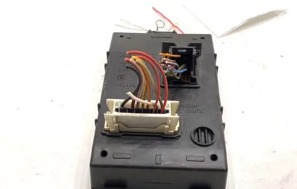 Dacia Logan VAN Central body control module 8201029391