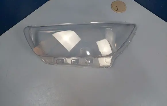 Volvo XC40 Headlight lense 