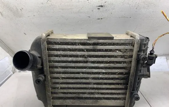 Audi A4 S4 B6 8E 8H Intercooler radiator 8E0145805P