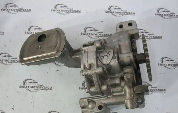 Ford Kuga I Oil pump 111GBA
