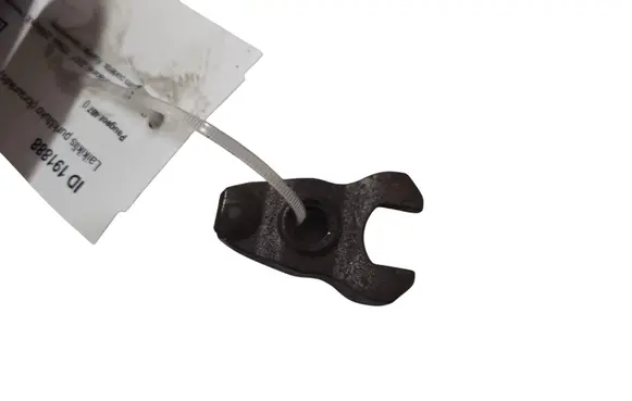 Peugeot 407 Fuel Injector clamp holder