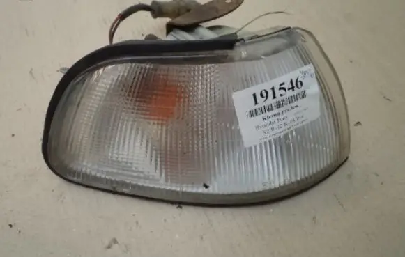 Hyundai Pony Front indicator light