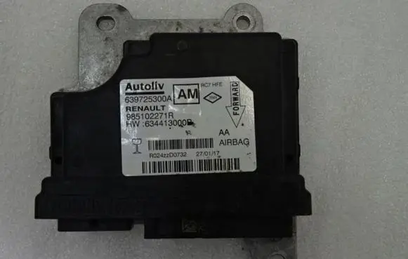 Renault Kadjar Airbag control unit/module 639725300A