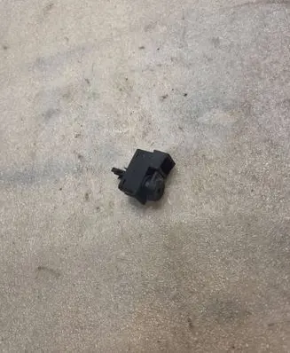 Ford Sierra Windscreen/window heater switch 87BG18C621 18C621
