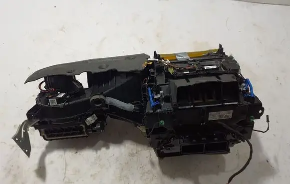 Audi Q5 SQ5 Interior heater climate box assembly 8T1820005S