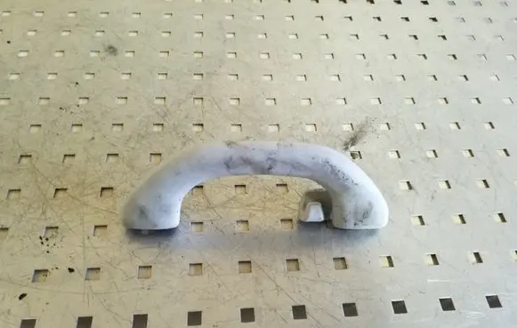 Volkswagen Polo IV 9N3 Rear interior roof grab handle 6N0857607AA