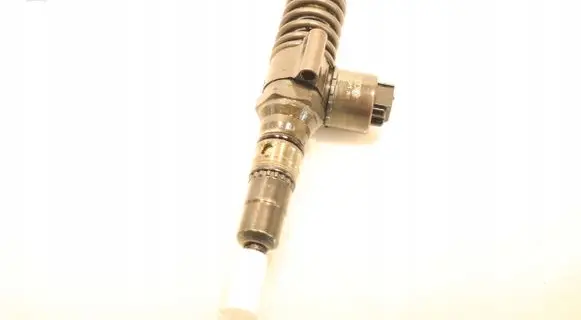 Fuel injector