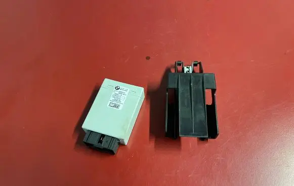 BMW X7 G07 Steering rack control module 6899232 32306899232