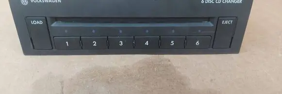 Volkswagen PASSAT B6 CD/DVD changer 3C0035110