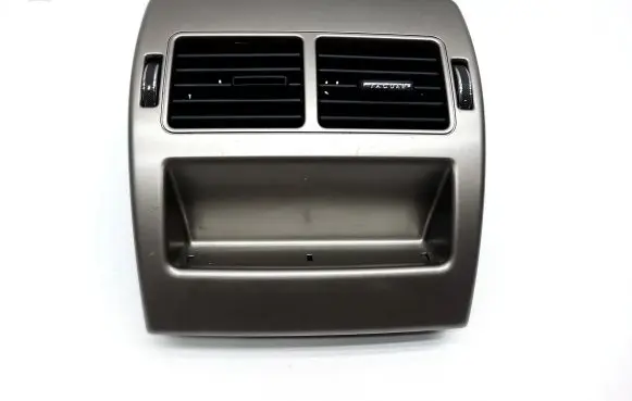 Rear air vent grill