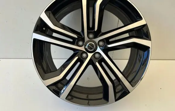 Volvo S90, V90 R20 alloy rim 32243397