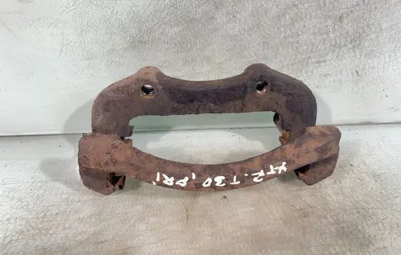 Nissan X-Trail T30 Front Brake Caliper Pad/Carrier 