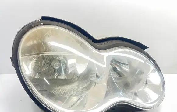 Mercedes-Benz C W203 Headlight/headlamp A2038203461