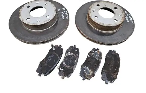 Hyundai i10 Front brake disc
