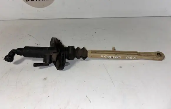 Volvo V70 Clutch master cylinder 30651400