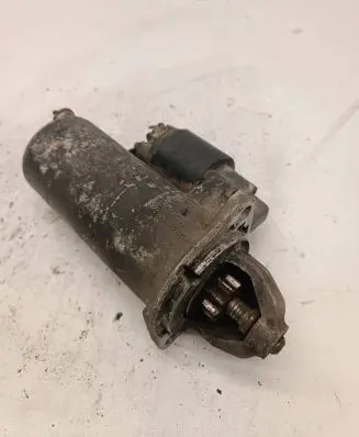 BMW 5 E34 Starter motor 1005821506