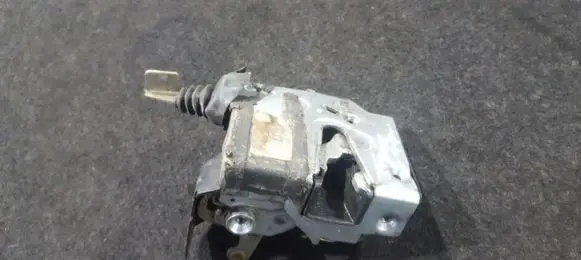 BMW 7 E32 Front door lock