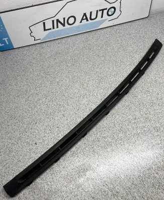 BMW 3 E36 Dashboard air vent grill cover trim 1977223