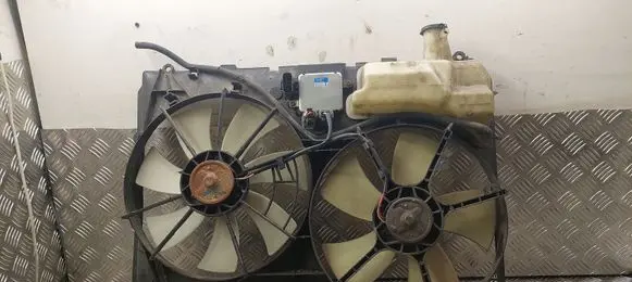 Toyota Sienna XL20 II Electric radiator cooling fan