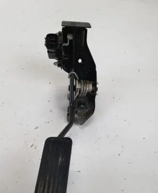 Toyota Corolla Verso AR10 Accelerator throttle pedal