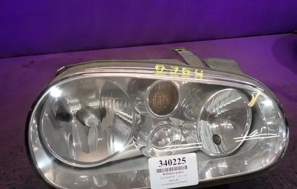 Volkswagen Golf IV Headlight/headlamp