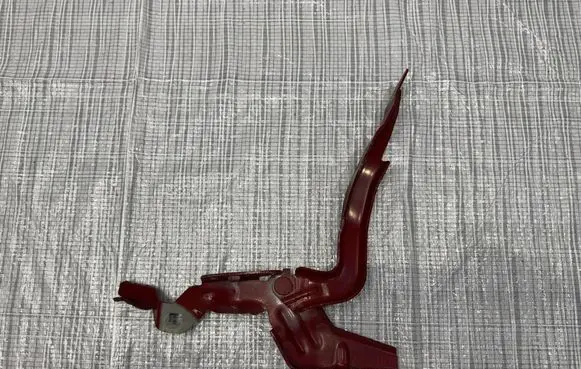 Jeep Avenger Engine bonnet/hood hinges
