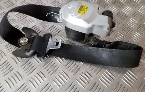 KIA Sorento Front seatbelt 888102P400 888202P400