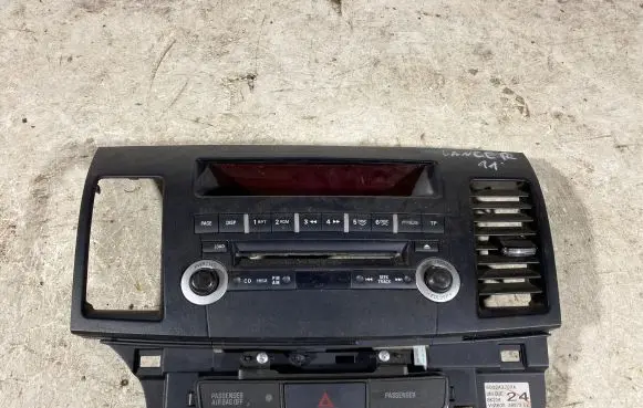 Mitsubishi Lancer X Radio/CD/DVD/GPS head unit 8002a378xa