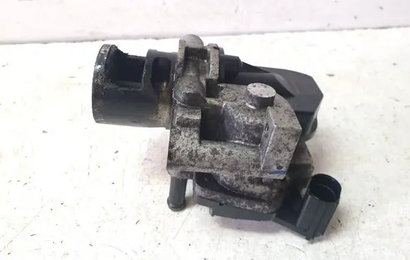 KIA Sorento EGR valve 284102R000