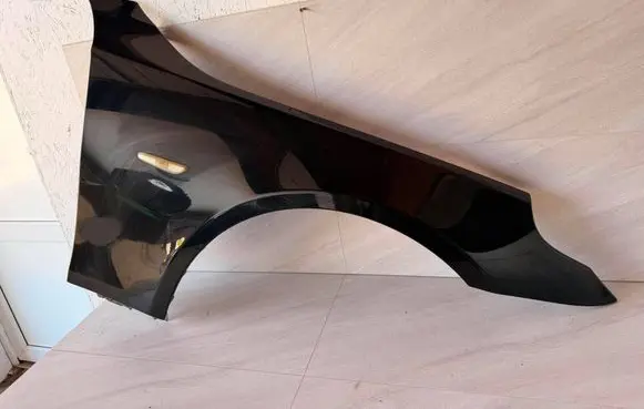 BMW 5 E60 E61 Fender