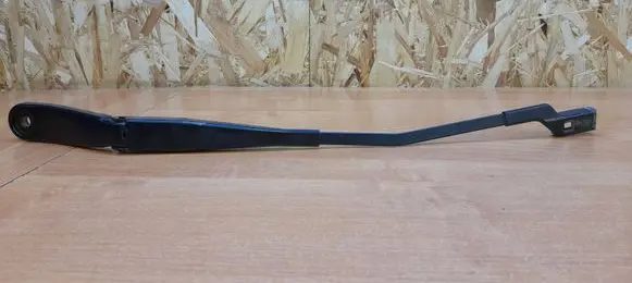Volvo V70 Windshield/front glass wiper blade 30796035