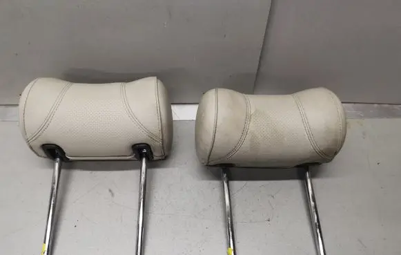 Jaguar XJ X300 Rear seat headrest 