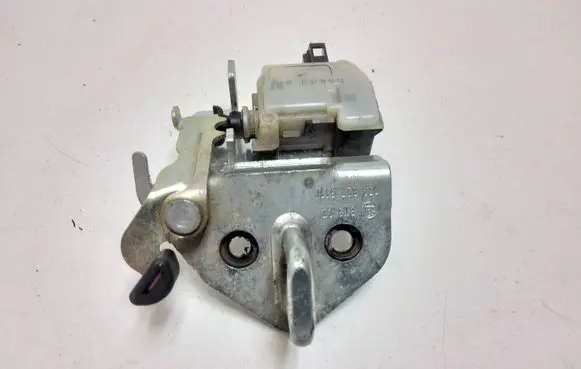 Skoda Octavia Mk2 (1Z) Tailgate/trunk/boot lock/catch/latch 1Z9827511C