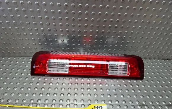 Dodge RAM Third/center stoplight 55372082