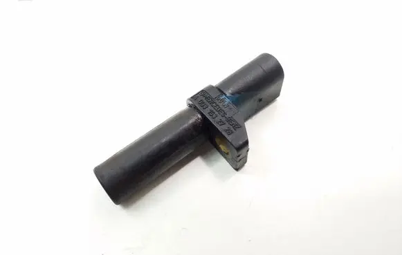 Mercedes-Benz E W210 Crankshaft position sensor A0031532728