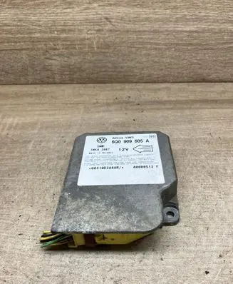 Volkswagen Golf IV Airbag control unit/module 6Q0909605A 5WK42867