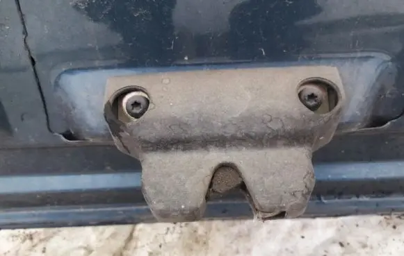 Renault Laguna I Tailgate/trunk/boot lock/catch/latch