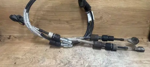Volvo V70 Gear shift cable linkage 616277