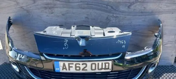 Renault Megane III Front bumper