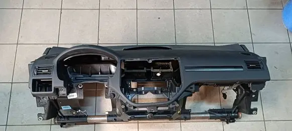 Ford Kuga I Dashboard