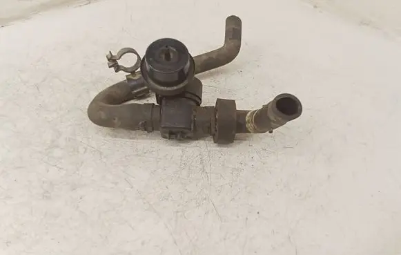 Volkswagen Touareg II Valve vacuum 1J0819809
