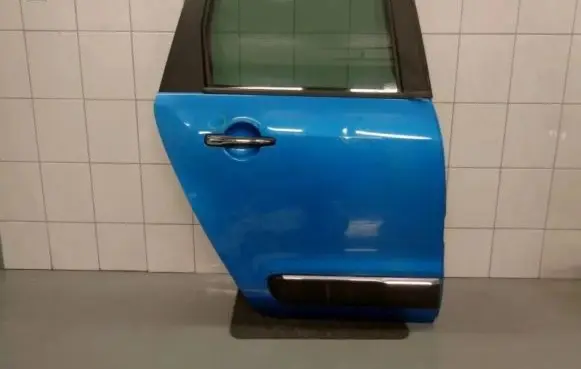 Citroen C3 Picasso Front door